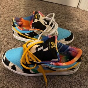 Nike Blue and Yellow Sneakers Vibrant Athletic Style